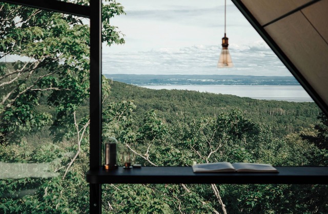 Architecture and design awards winning cabin with hot tubs and sauna.