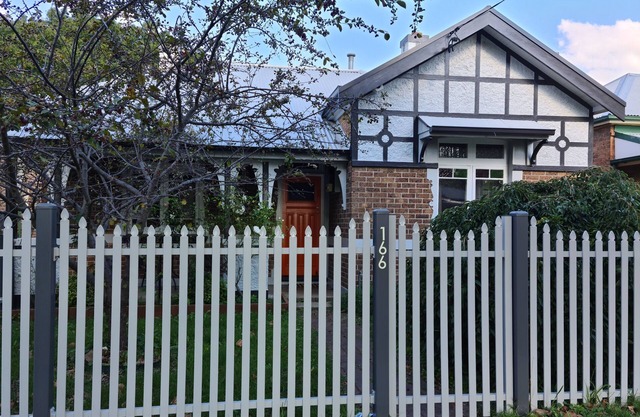 Arden on McLachlan Street