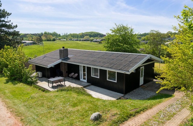 "Arho" - 75m from the sea by Interhome