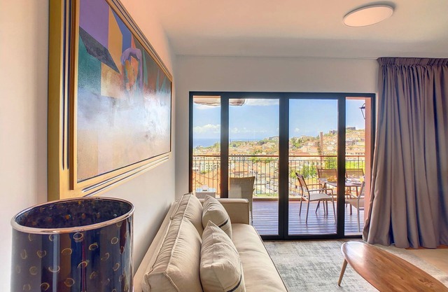 Arigato Apartment by LovelyStay