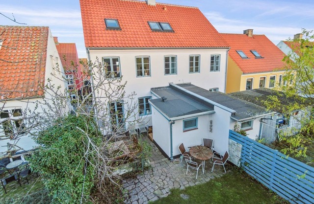 "Armelle" - 130m from the sea by Interhome