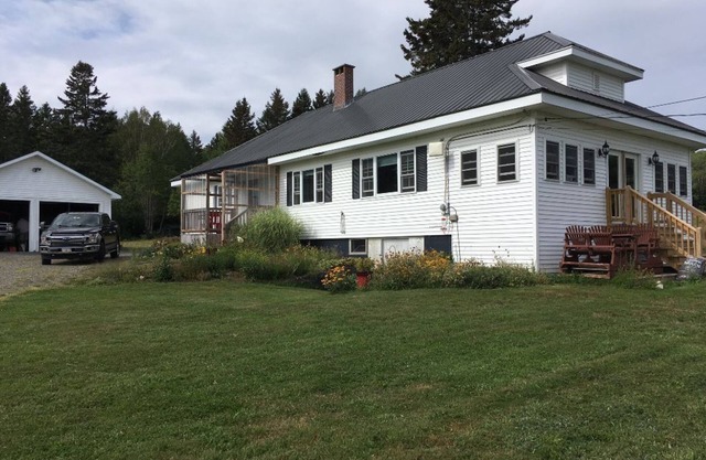 Aroostook County Cottage in Oxbow - Wildlife, Nature, Fishing, Bird Hunting