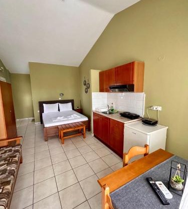 Artemis Hotel Apartments