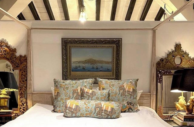 Artist Cliffside Home with private beach access and cabana and two cats.