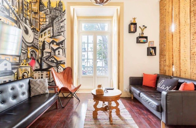 Artistic Alfama 4BR | Cathedral Views, Tram 28