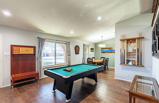 ArtLens Casa-Billiards-Campfire-WD-WIFI-Playset-TVs-Bluetooth Surround Sound