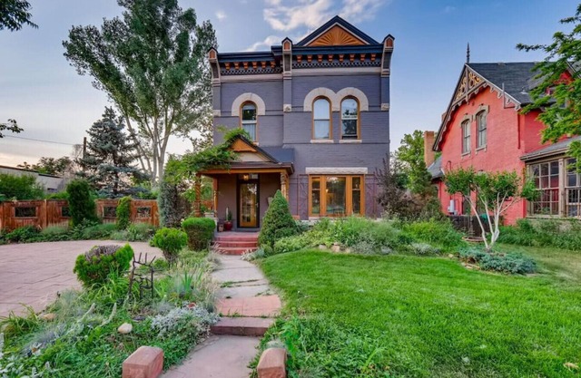 Artsy Victorian I Near RINO I Downtown