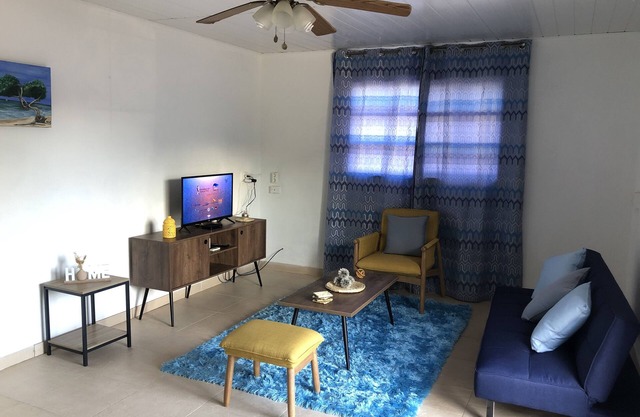 Aruba Local Private House