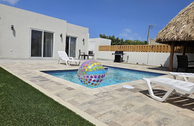 Aruba Personal Paradise-Privacy AND Convenience!