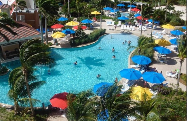 Aruba Surf Club 2 bedrooms sleeps 8