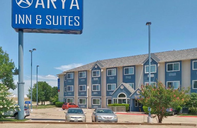 Arya Inn and Suites