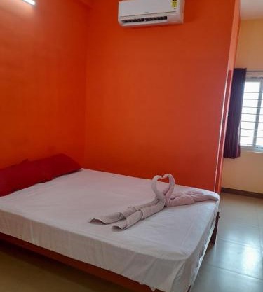 Aryas Residency