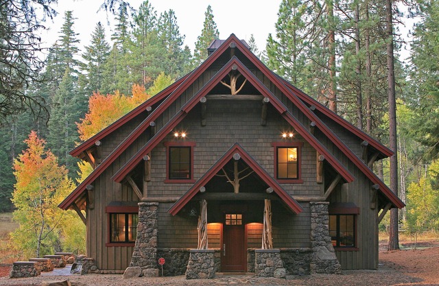 Ashland Lodge w/Lake Views & Game Room Loft