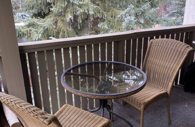 Aspen View Condo Beautiful Setting
