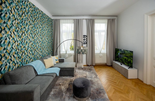 Astonishing Luxury Apartment Near Schönbrunn and Westbahnhof