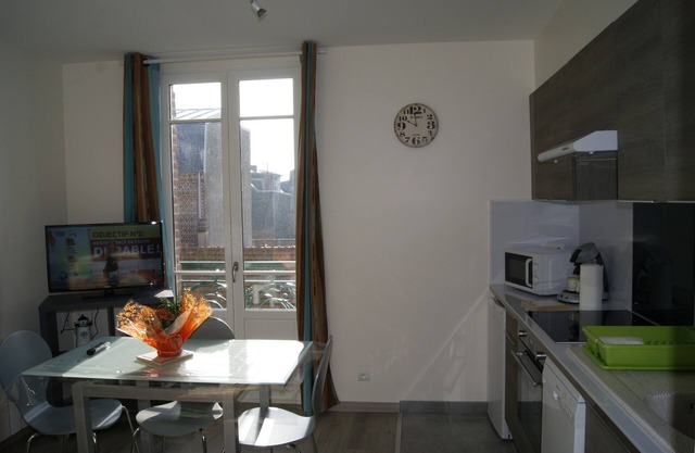 Asylum Single Apartment