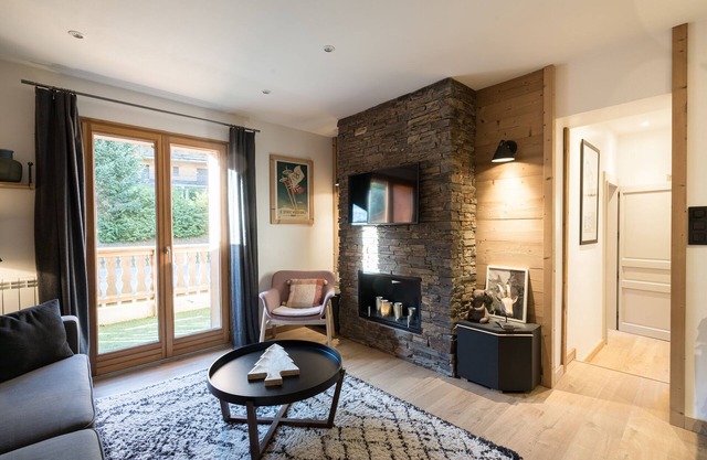At the foot of the cable car, beautiful apartment 5/6 people, refurbished, 2 bedrooms