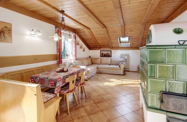 Attic 'Maema' with Mountain View and Balcony