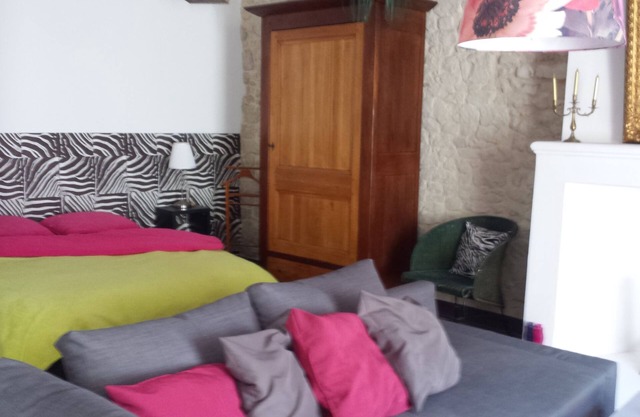 ATYPICAL APARTMENT IN THE HEART OF THE MEDIEVAL CITY