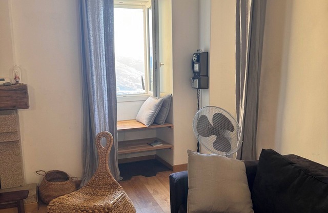 Atypical village apartment