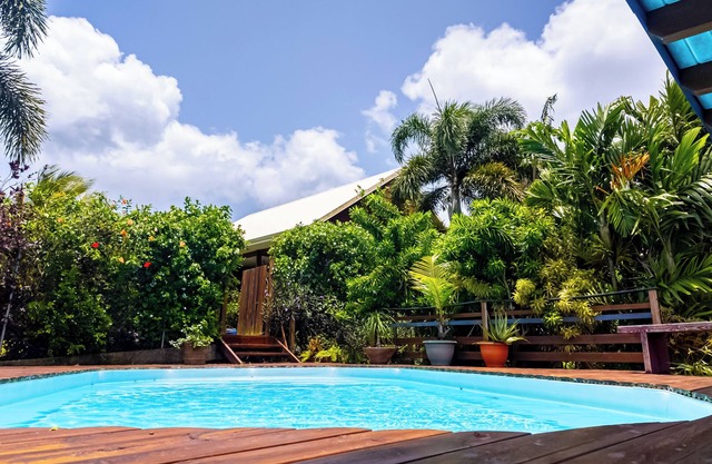 Au Jardin Déole - Villa Bois Avec Piscine