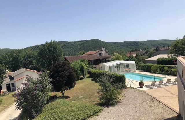 Aube-sur-la-Vallée - Un beau gîte dans une propriété de 5000m² près du Lot