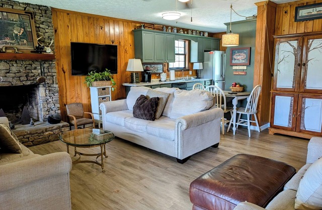 Auburn University Private Waterfront Getaway w/WiFi