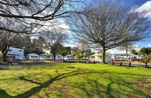 Auckland Northshore Motels & Holiday Park