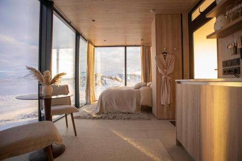 AURA Retreat Iceland