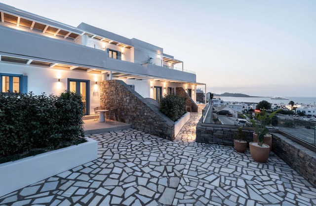 Aura Suites Paros