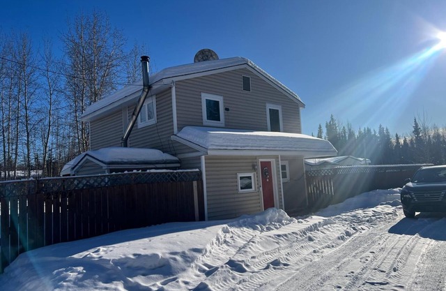 ❄️ Aurora & Cozy Cabin Near Santa | Wildlife Private Backyard