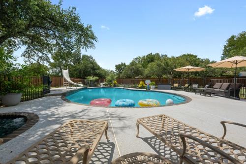 Austin Hill Country Escape & Retreat - Private Oasis With Pool & Spa On Over An Acre