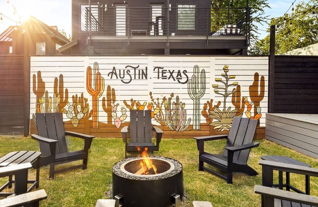 Austin Retreat for 12 Pool, Game Room, Private Casita Mins from Downtown