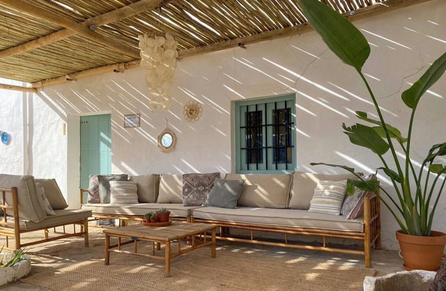 Authentic Andalusian Farmhouse for 6 Persons - In the Middle of Olive Groves