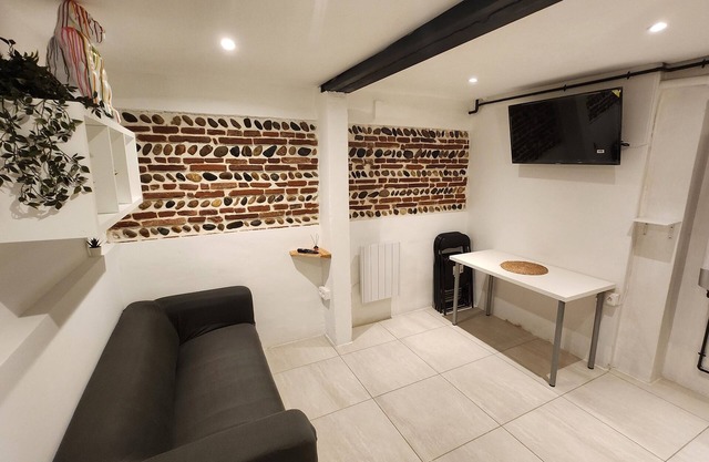 authentic Toulousain - T4 Chalets - Hypercentre - near train station