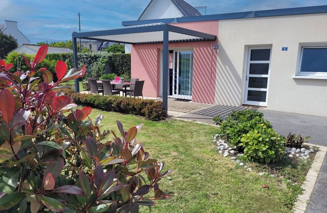 AUX AQUARELLES DE LINETTE, GROUND FLOOR, LABEL GITES DE FRANCE, DOG ALLOWED