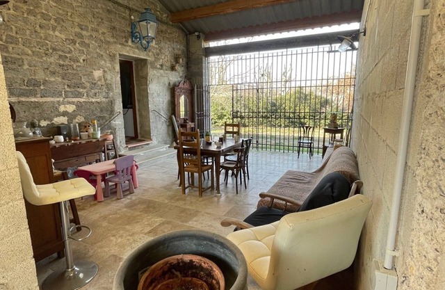AUX Portes DU Luberon, Grande Bergerie Restauree