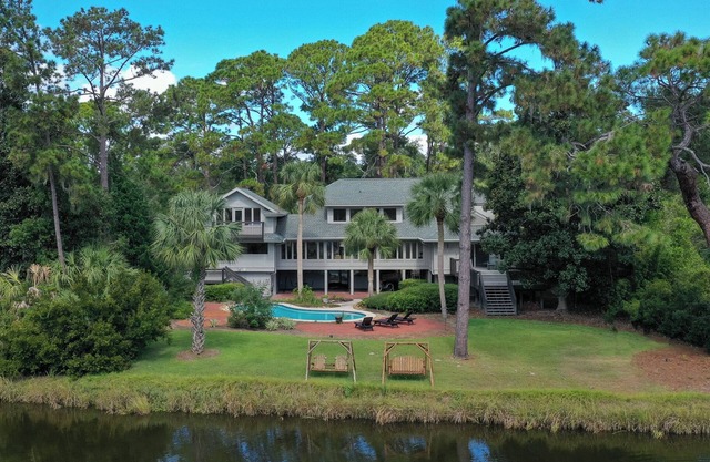 Available by the Month! ~Heated Pool/WalkToBeach/1MileToSaltyDog/LagoonSetting