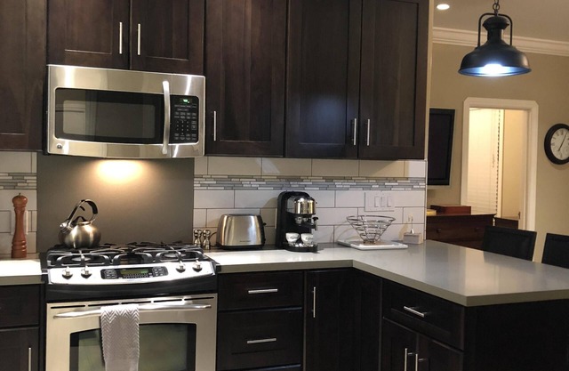 Available * Downtown Napa- Beautifully Remodeled -2Bedroom 2 Bathroom Home