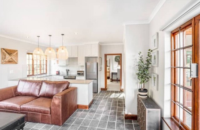 Avemore Olive Apartment - your new favourite accommodation in the Winelands!