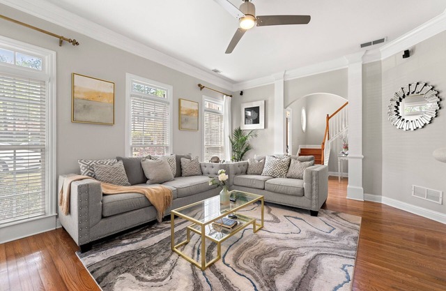 Avondale Estates Retreat Sleep 10 - Spacious 4-bedroom house near Decatur