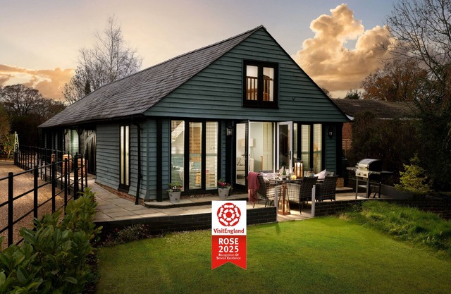 Award-winning barn conversion offering spacious accommodation near South Downs National Park.