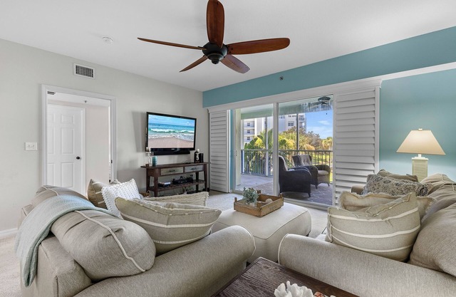 🌊Awesome Amenities-Great Location-Screened Balcony-2BR Oceanwalk 15-202🌊