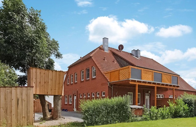 Awesome apartment in Klink with WiFi