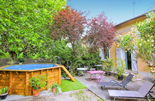 Awesome home in Saint Remy de Provence
