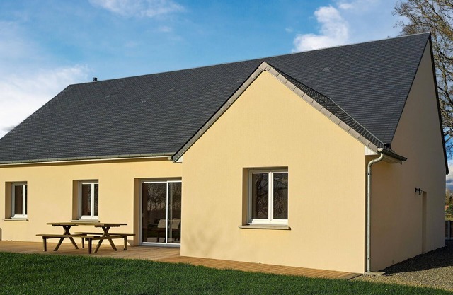 Awesome home in Bacilly with WiFi