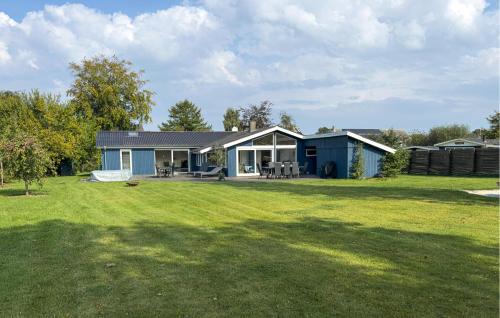 Awesome Home In Hadsund With Wifi