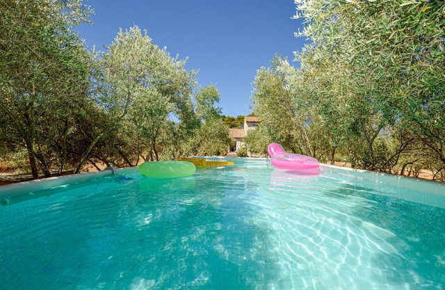 Awesome home in Venelles