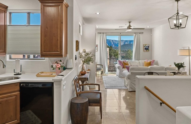 Awesome Location! 2 Bedroom Townhome in West Sedona! Calle Del Sol - S126