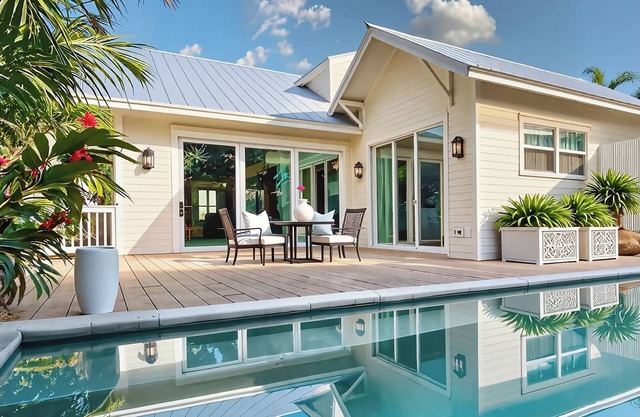 AZURE KEY WEST - Stunning New Home with Heated Pool - 4 Bedrooms Available